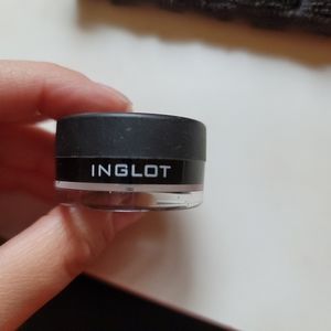 Inglot #77 gel liner